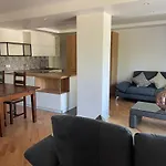 Apartment Moderne, Ruhige , Ideal Zum Abschalten *