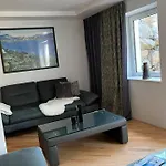 Moderne, Ruhige , Ideal Zum Abschalten