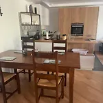 Moderne, Ruhige , Ideal Zum Abschalten