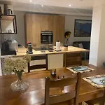 Moderne, Ruhige , Ideal Zum Abschalten Apartment Hadamar