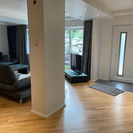 Moderne, Ruhige , Ideal Zum Abschalten Apartman