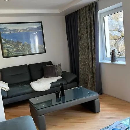 Moderne, Ruhige , Ideal Zum Abschalten