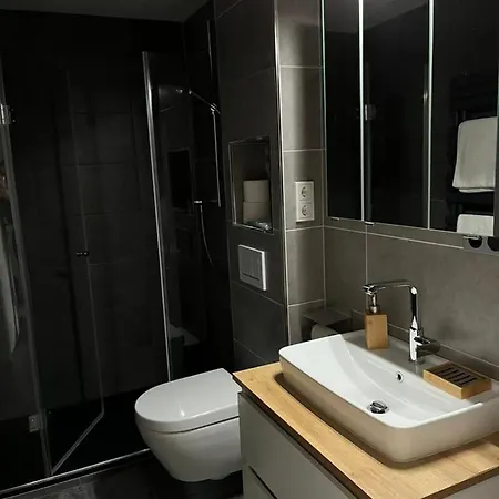Moderne, Ruhige , Ideal Zum Abschalten *