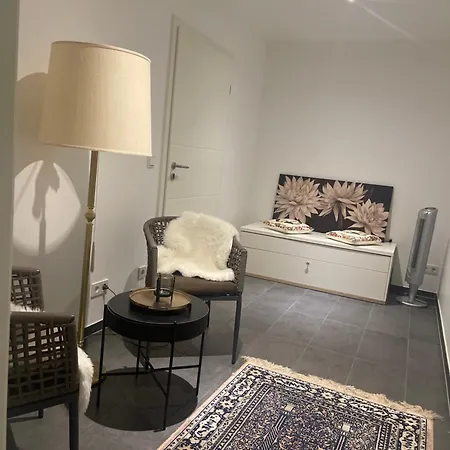 Moderne, Ruhige , Ideal Zum Abschalten * Hadamar